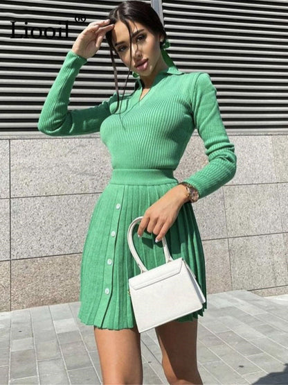 Knitted Suit with Skirt Women Solid Autumn Mini Pleated Skirt and Long Sleeve Slim Crop Pullover Lady 2 Pieces Sets